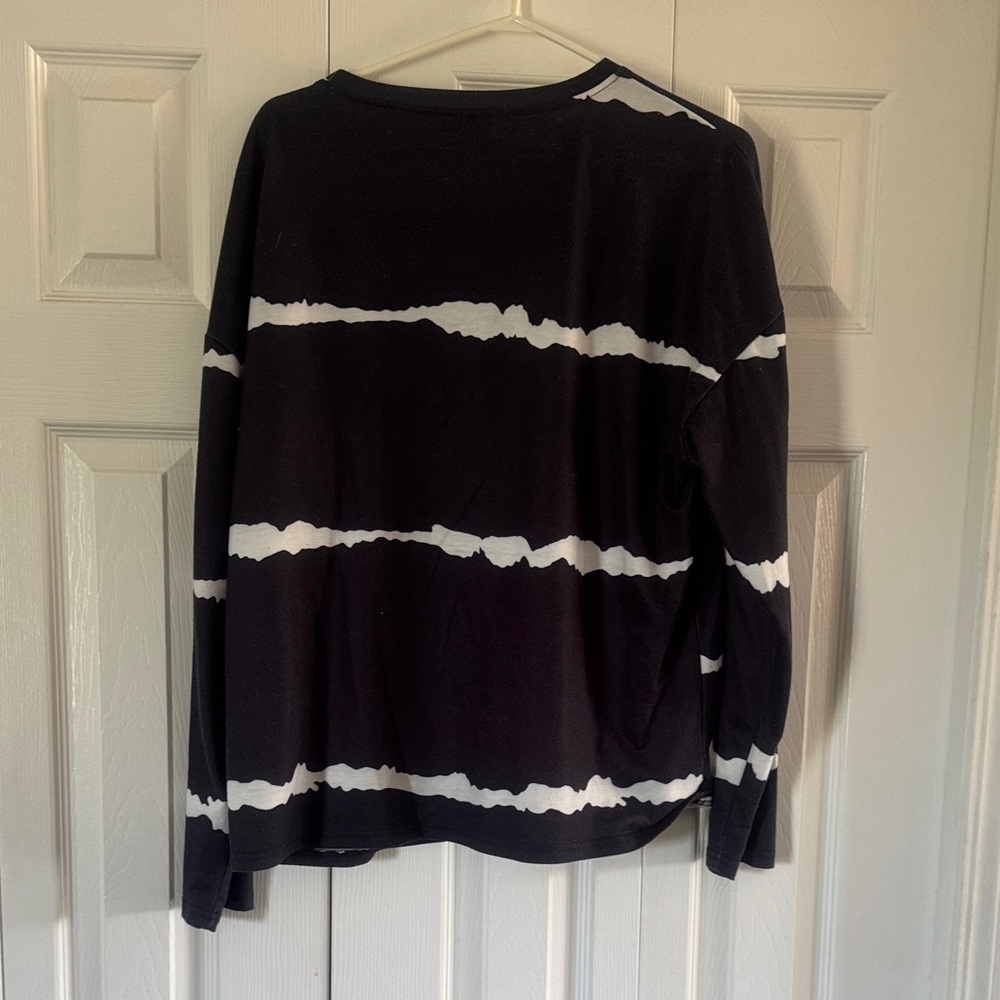 Blue and White Tie-Dye Long Sleeve Shirt - Picture 2 of 5